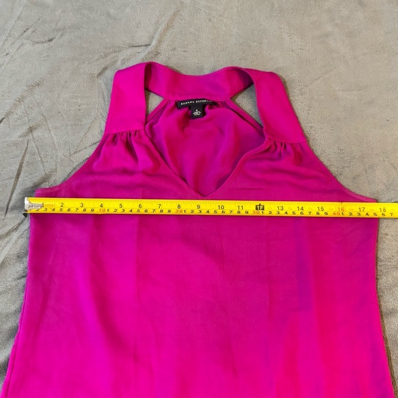 Banana Republic Pink Relaxed Tank Top
#1110 - Picture 3 of 6